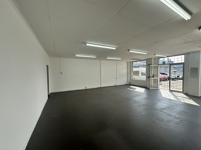 To Let Commercial Property for Rent in Ottery Western Cape
